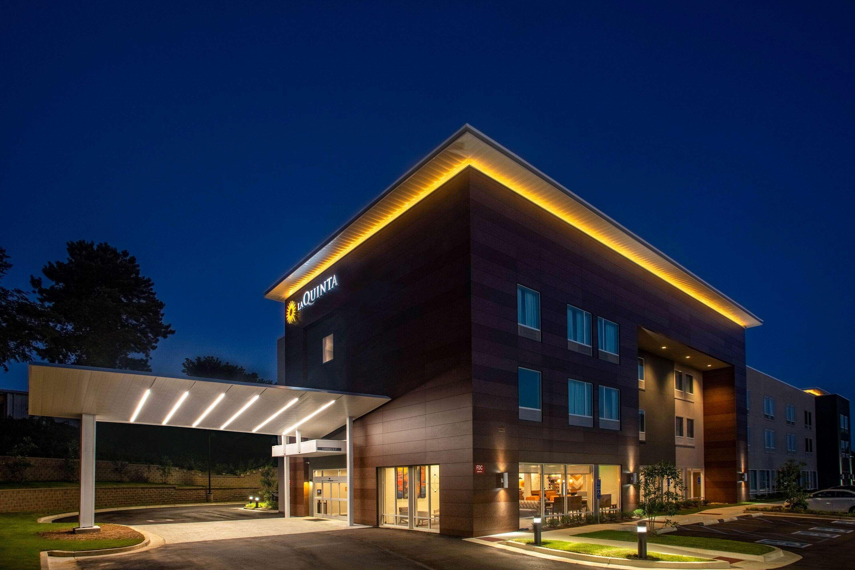 La Quinta Inn & Suites By Wyndham Oxford Exterior foto